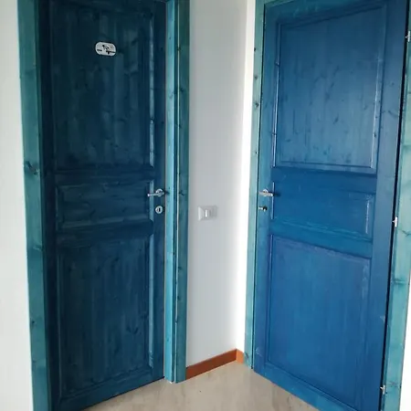 Alojamento de Acomodação e Pequeno-almoço Borgo Marino *