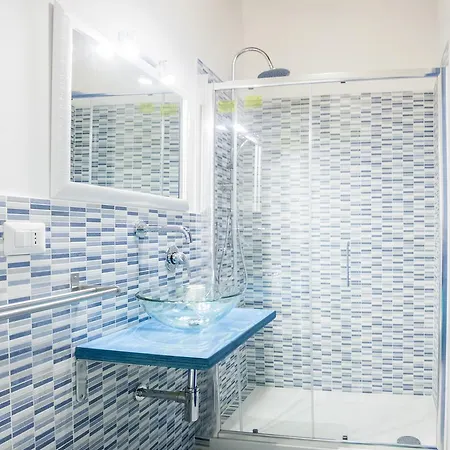 Alojamento de Acomodação e Pequeno-almoço Borgo Marino *