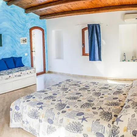 Alojamento de Acomodação e Pequeno-almoço Borgo Marino *