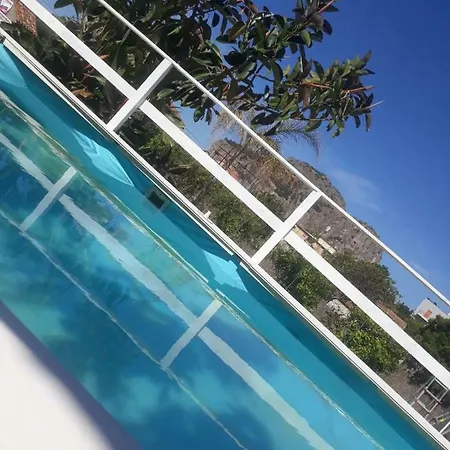 Alojamento de Acomodação e Pequeno-almoço Borgo Marino Cefalù