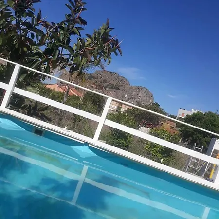 Bed & Breakfast Borgo Marino *