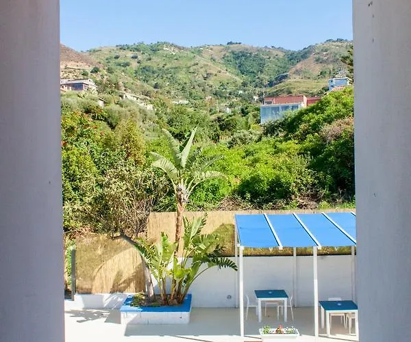 Borgo Marino * Чефалу